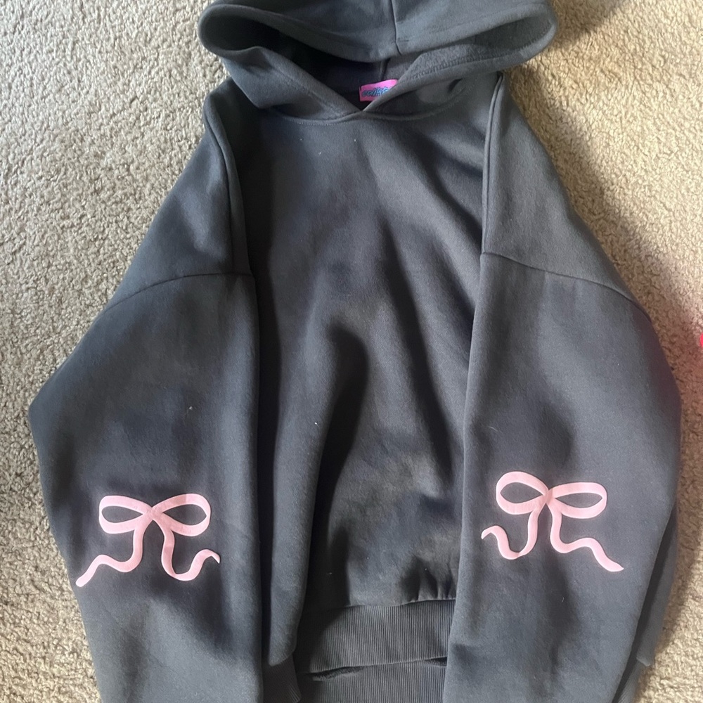Edikted Cozy Black Hoodie